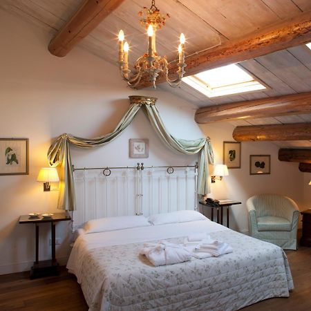 M Club De Luxe B&B Ravenna Eksteriør billede